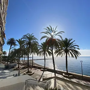 Beachfront Edificio Mayoral Primera Linea De Playa Y Centro Ciudad Con Barco Opcional Apartamento